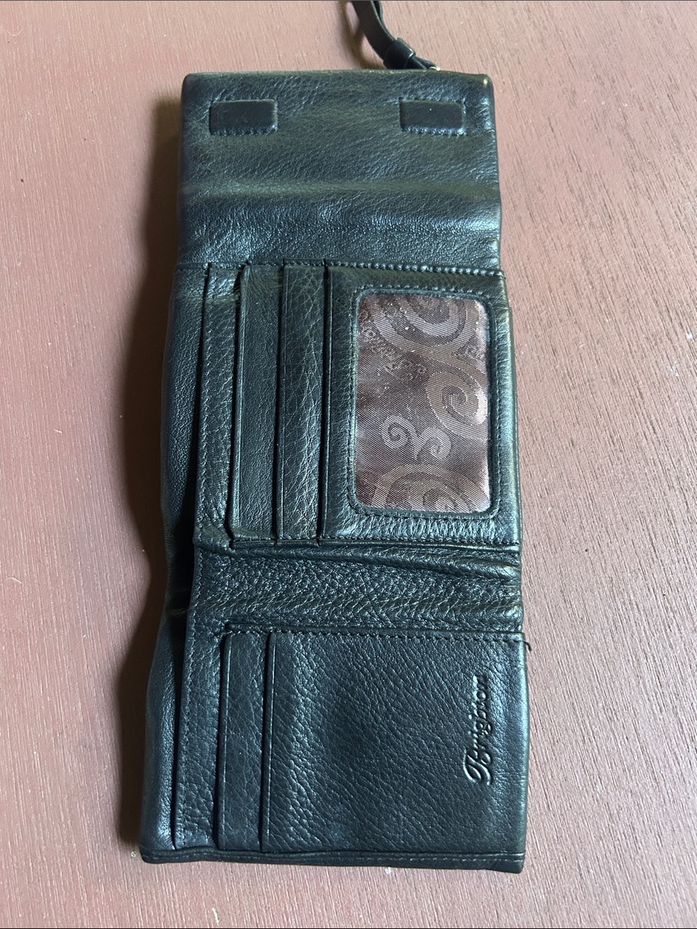 Black Leather Brighton Womenโs Magnetic Close Trifold Wallet